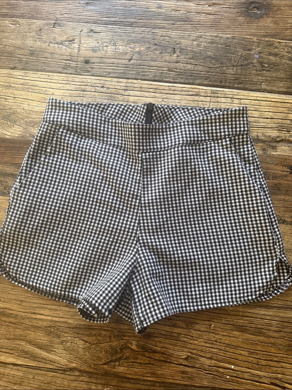 Brandy Melville Gingham Women’s Shorts